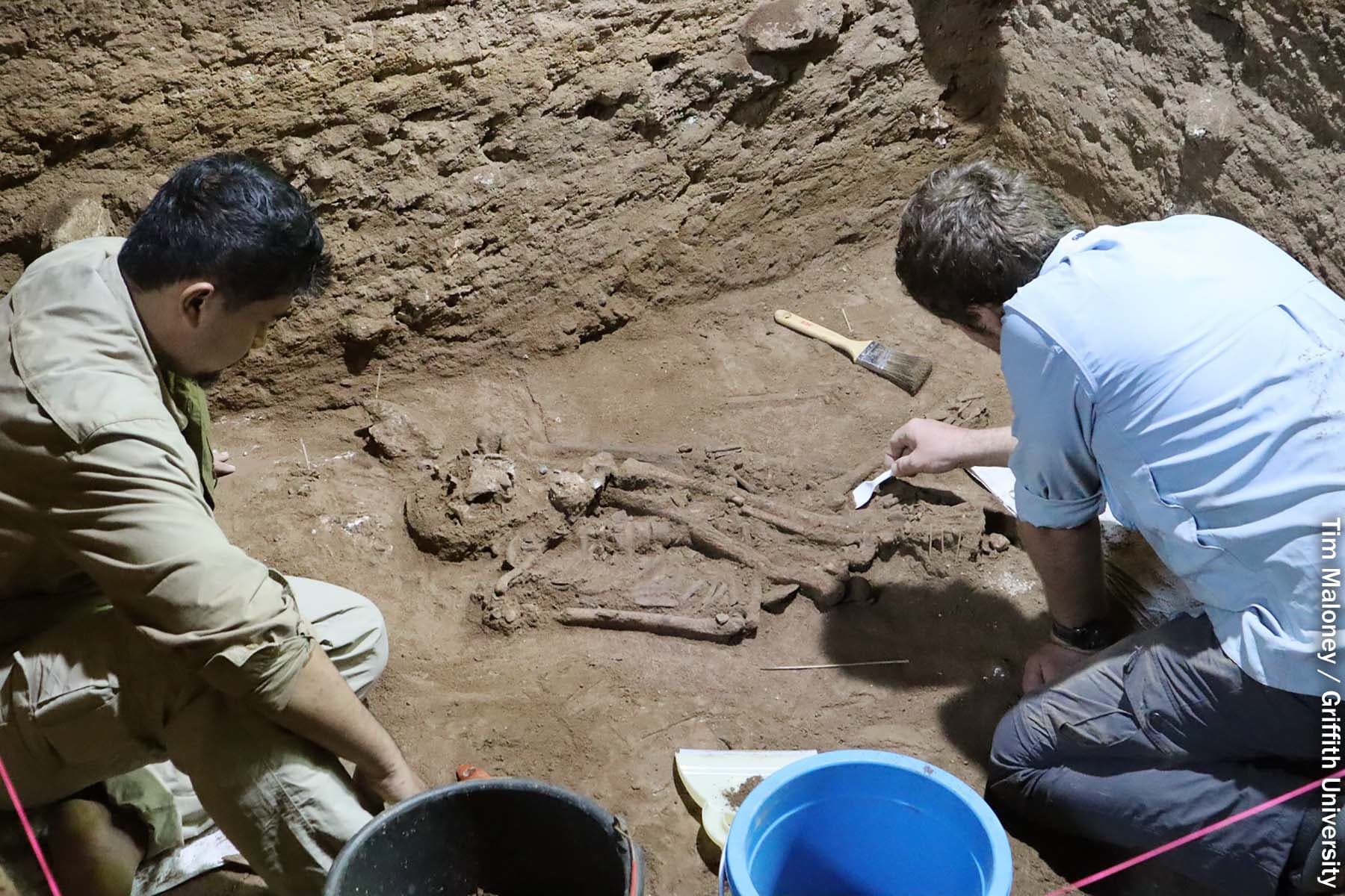 31,000-Year-Old Skeleton May Be Earliest Known Human Amputee
