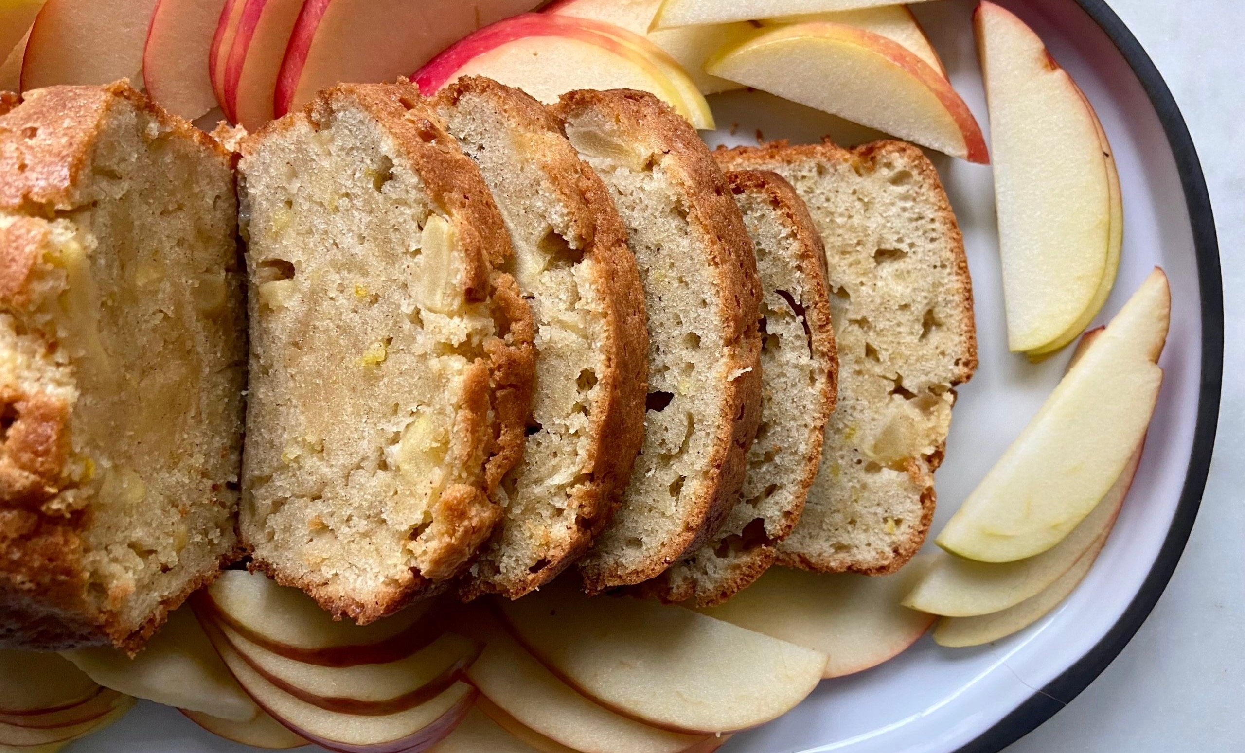 Pound Cake with Apples, French Style