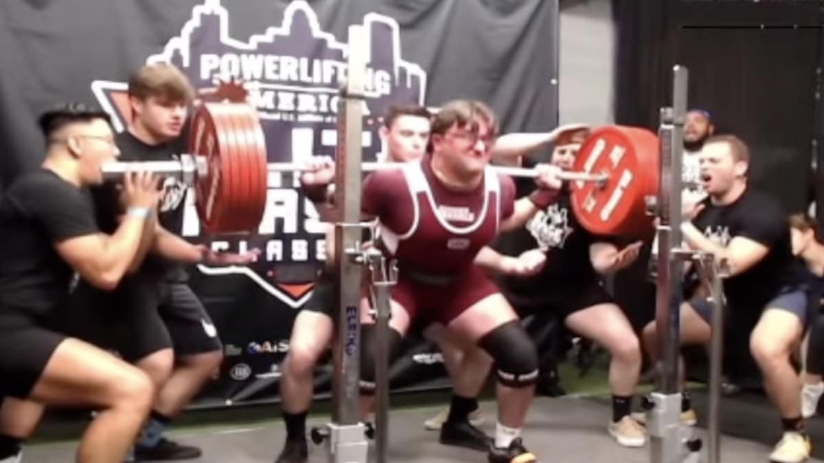 19-Year-Old Powerlifter Sam Sikora (105KG) Scores 4 Personal Competition Records
