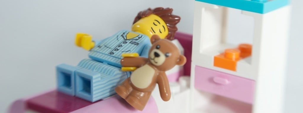 How Do I Sleep Better? (10 Tips for Improved Slumber)